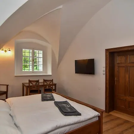 Zamek Pensionat Racice-Pistovice