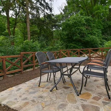 Zamek 3* Racice-Pistovice