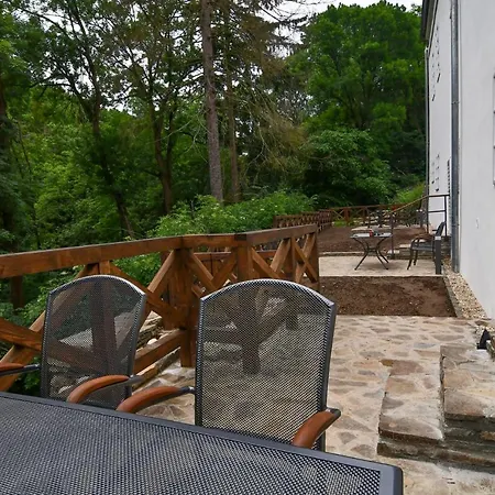 Zamek 3* Racice-Pistovice