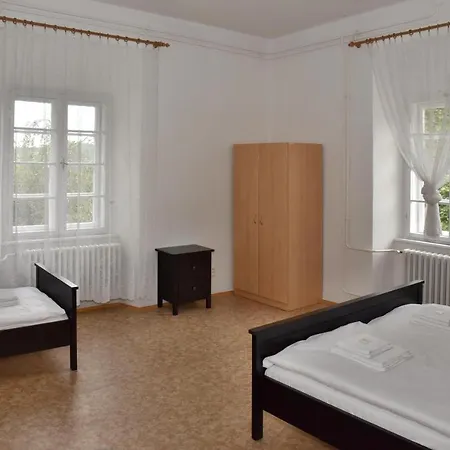 Zamek Racice-Pistovice