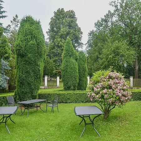 Guest house Zamek 3*