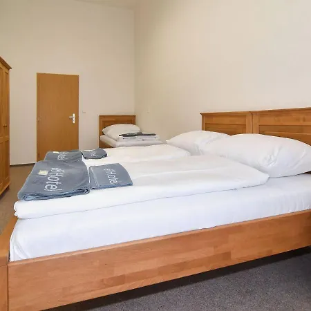 Zamek Racice-Pistovice