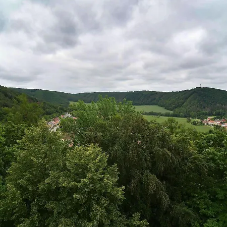 Zamek 3*